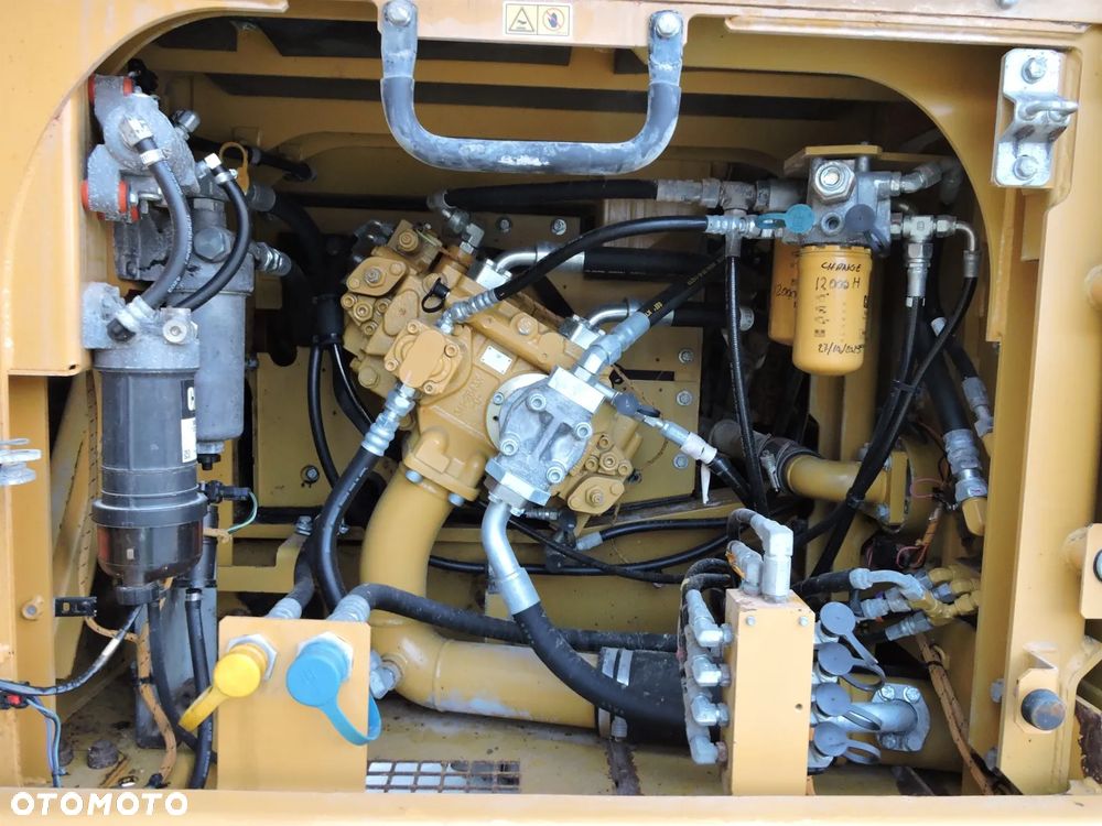 Caterpillar 324EL - 8