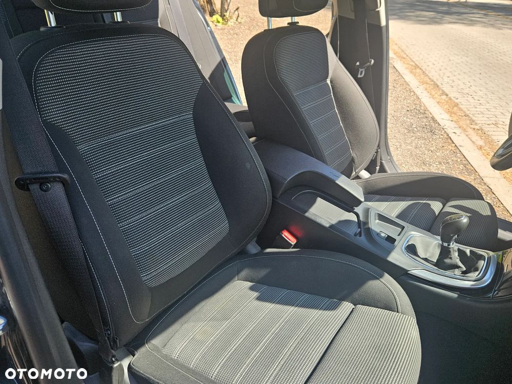 Opel Insignia 1.6 Exclusive - 13