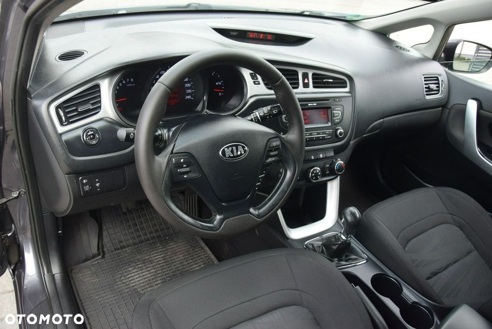 Kia Ceed 1.4 Business Line - 31