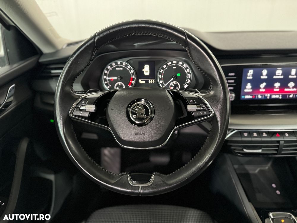 Skoda Octavia 2.0 TDI DSG Ambition - 11