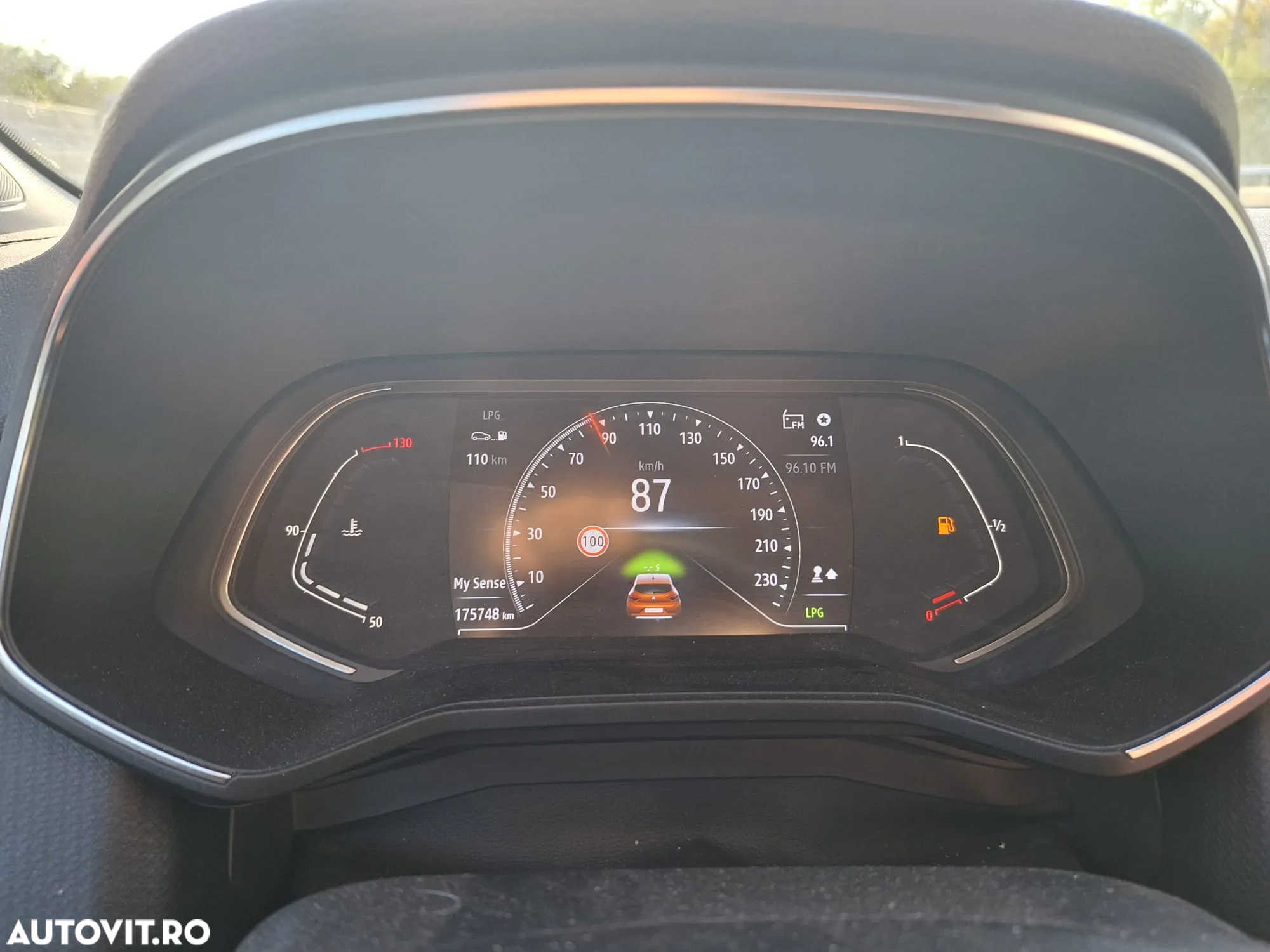 Renault Clio V 1.0 TCe 90 Equilibre - 15