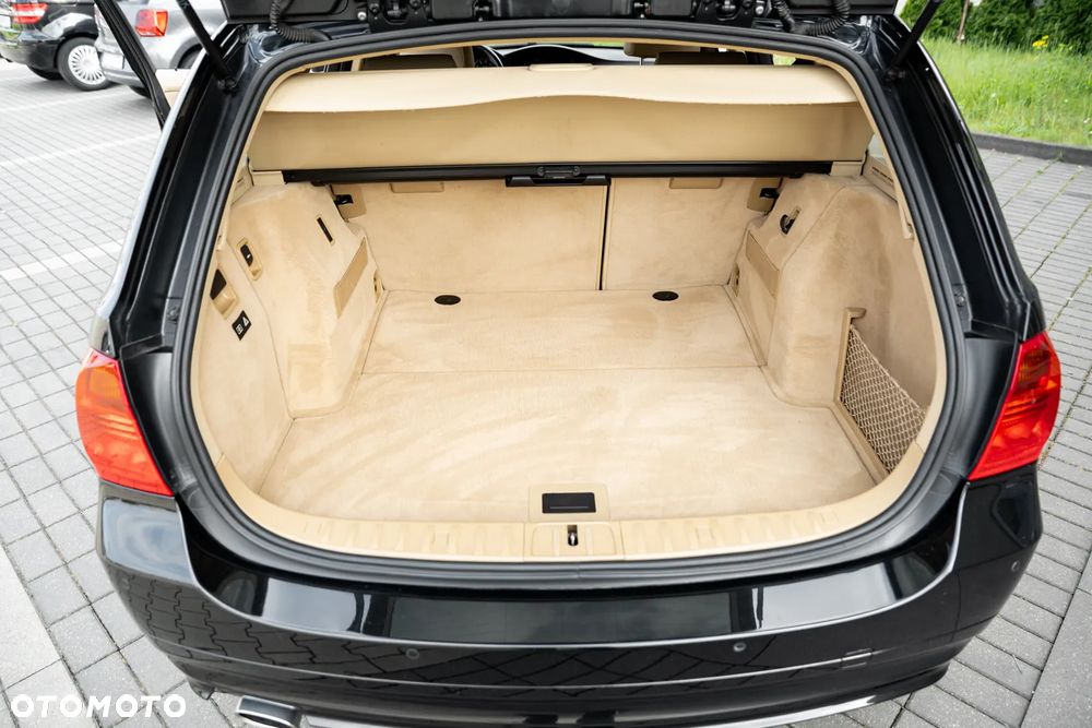 BMW Seria 3 320i Edition Lifestyle - 39