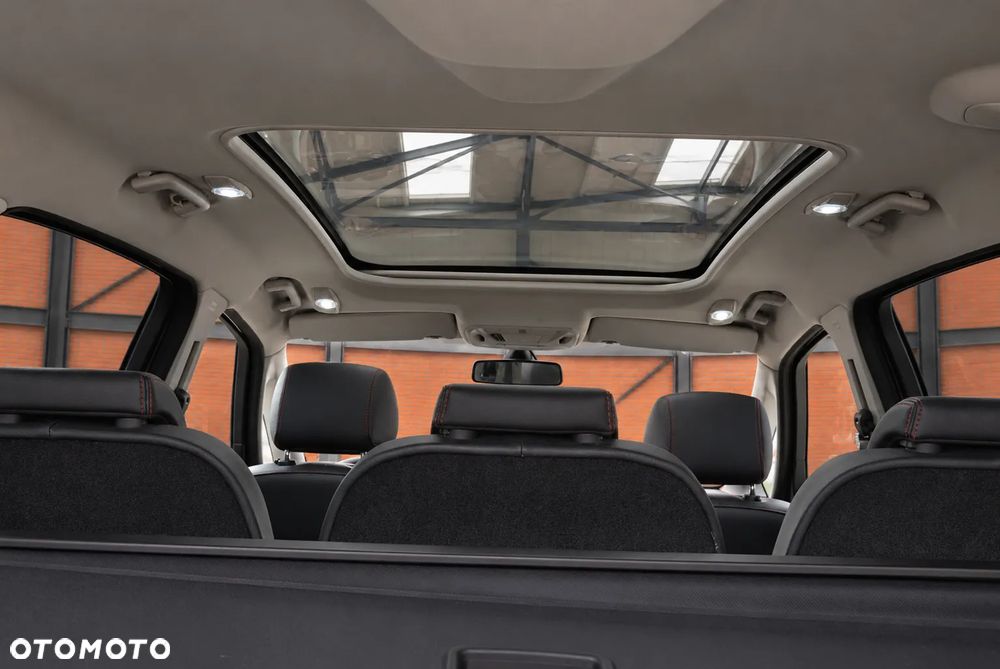 Ford S-Max - 8