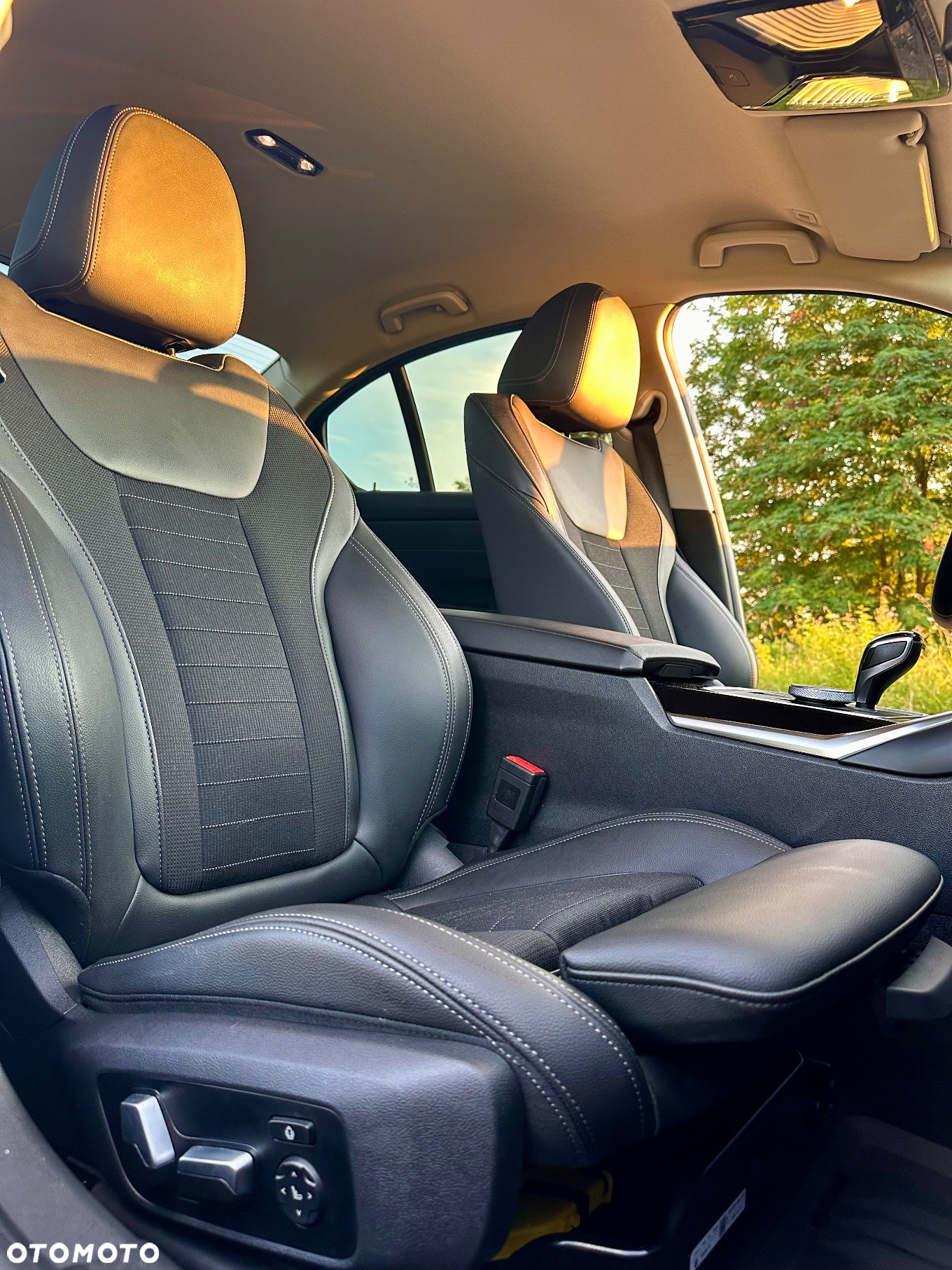 BMW Seria 3 330i xDrive Advantage - 9