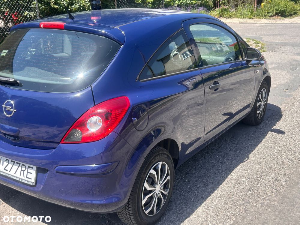 Opel Corsa 1.2 16V Essentia - 7