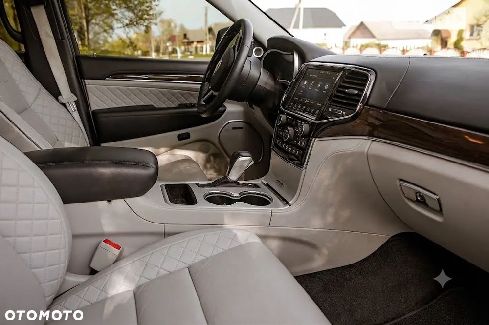 Jeep Grand Cherokee Gr 3.6 V6 Summit - 8