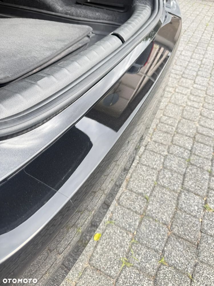 BMW Seria 5 525d Sport Line - 24
