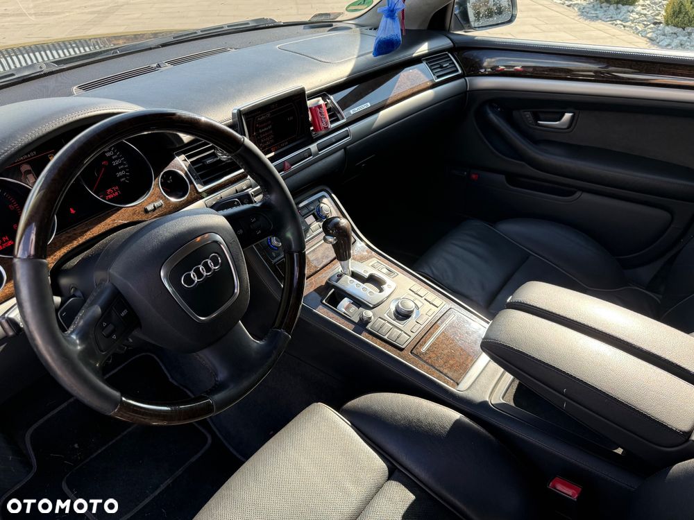 Audi A8 4.2 TDI Quattro - 21
