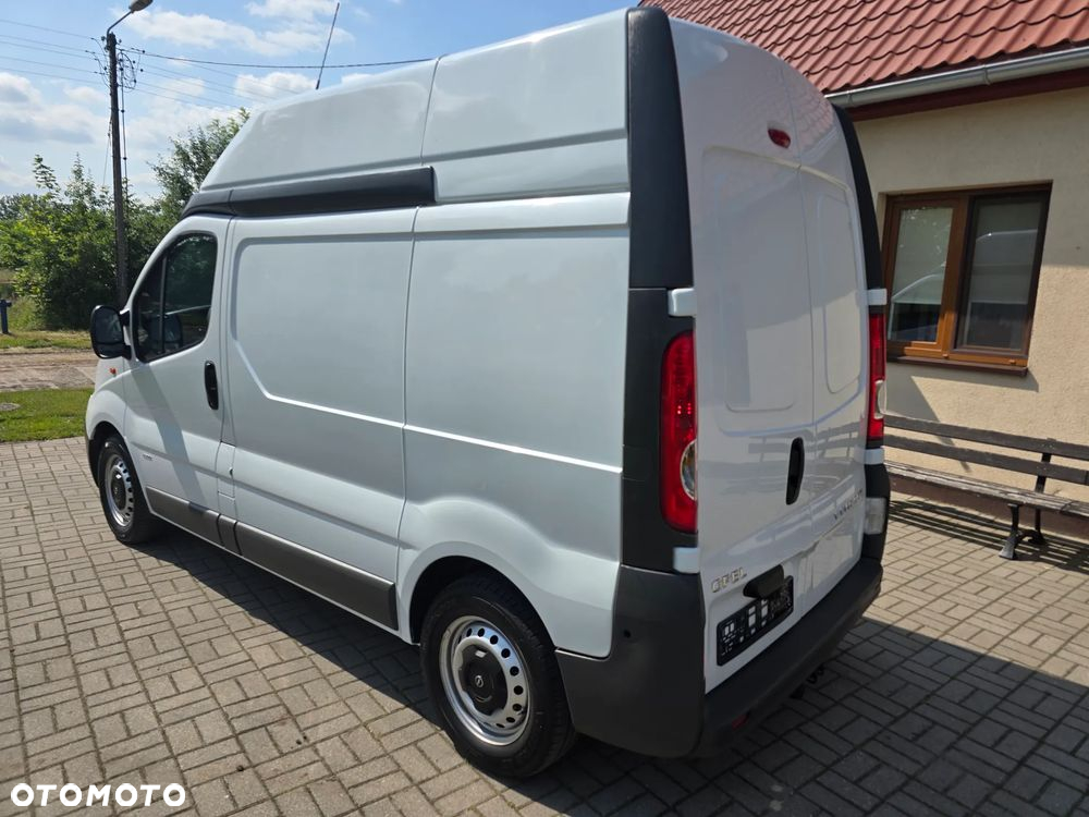 Opel Vivaro - 3