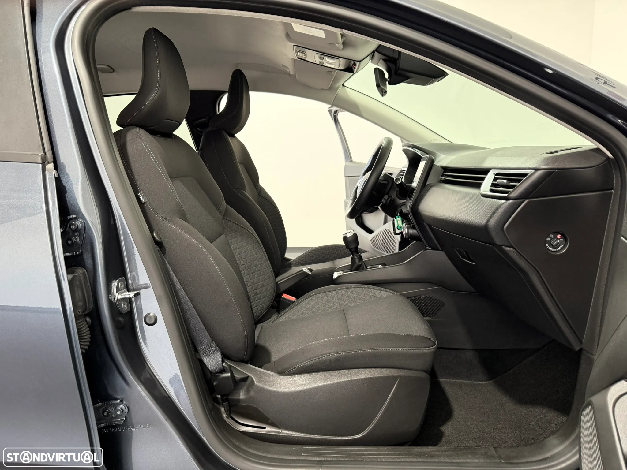 Renault Clio 1.0 TCe Exclusive - 35