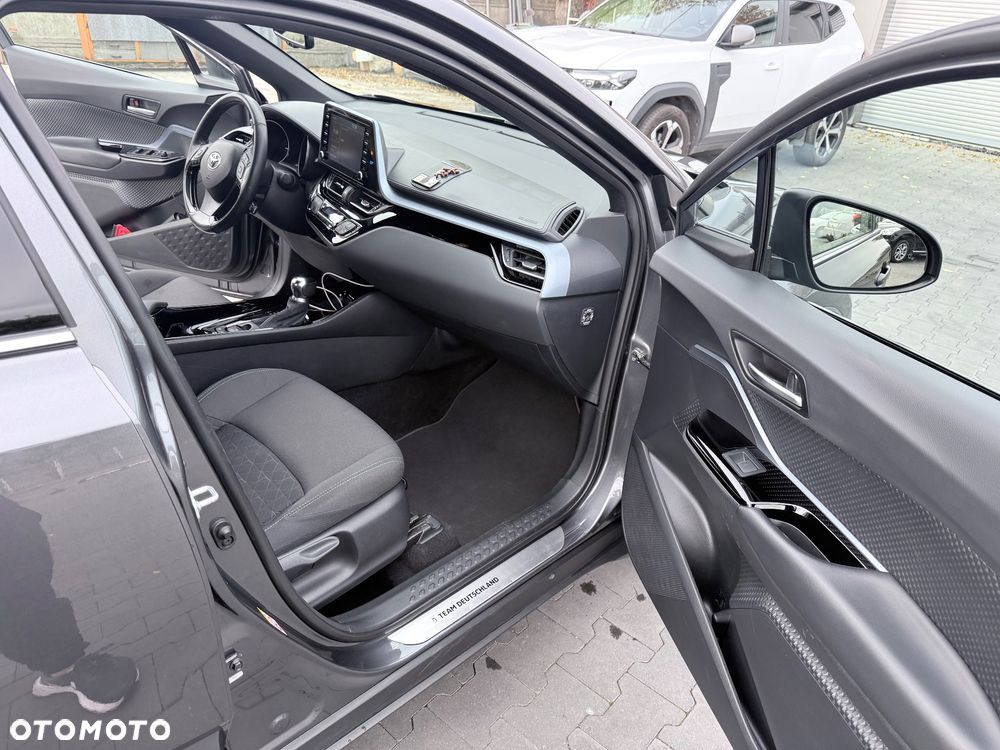 Toyota C-HR - 14