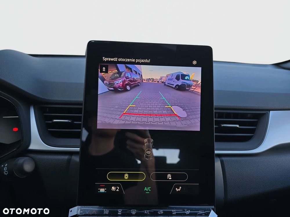 Renault Captur - 19