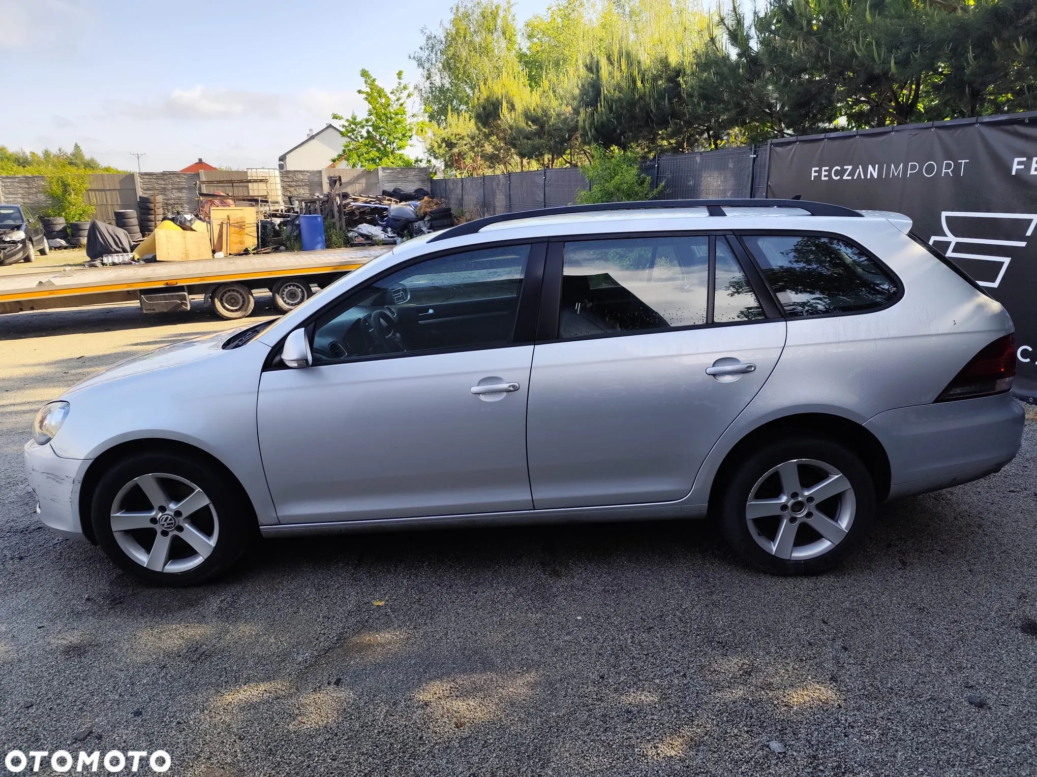 Volkswagen Golf 1.6 TDI DPF BlueMotion Technology Comfortline - 5