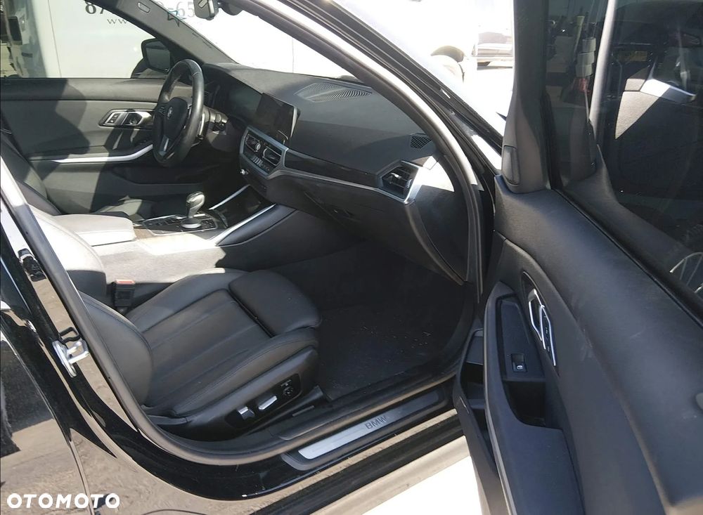 BMW Seria 3 - 10