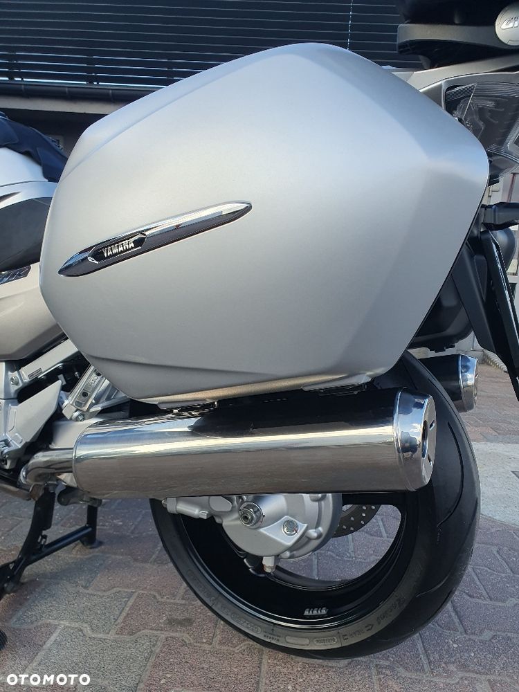 Yamaha FJR - 7