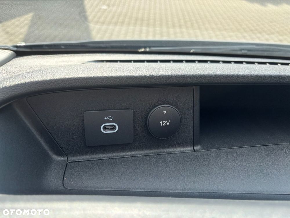 Ford Transit - 28
