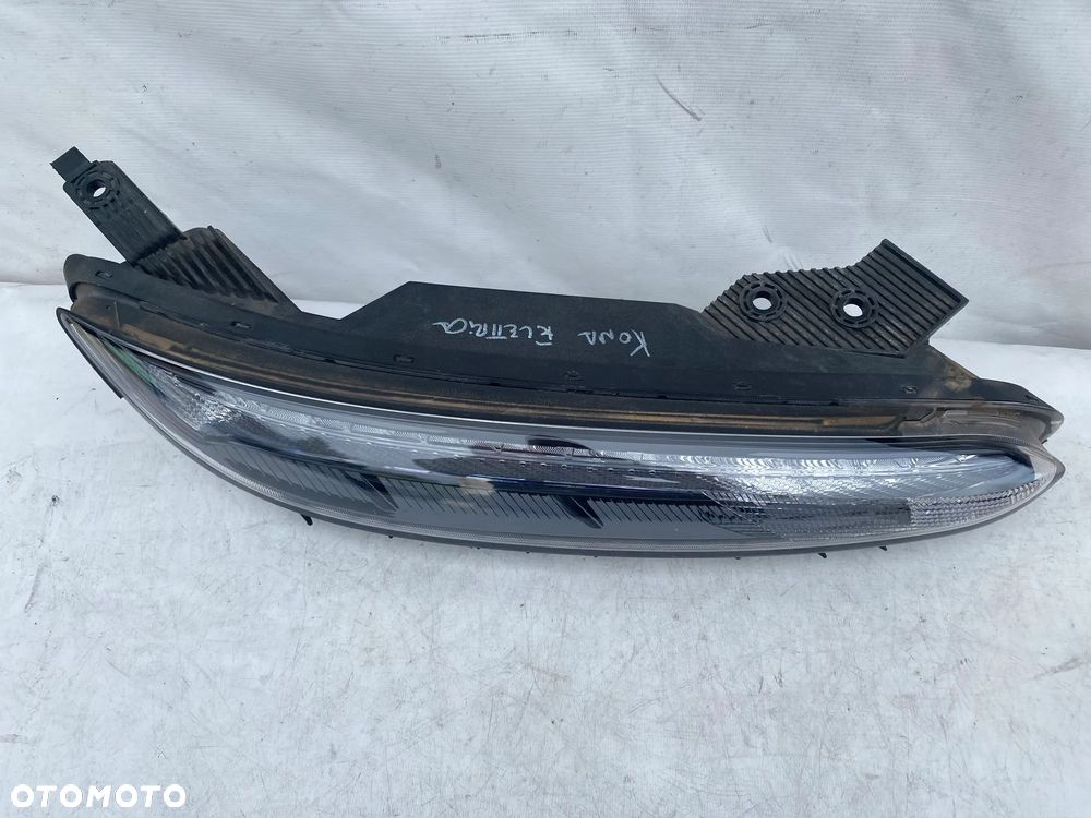 lampa led hyundai kona 6 pin prawy cały - 2