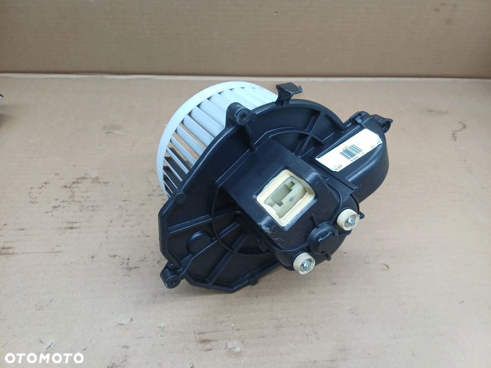 Berlingo Partner II wentylator dmuchawa nawiewu Europa bez klimatyzacji 5E2228200 - 2