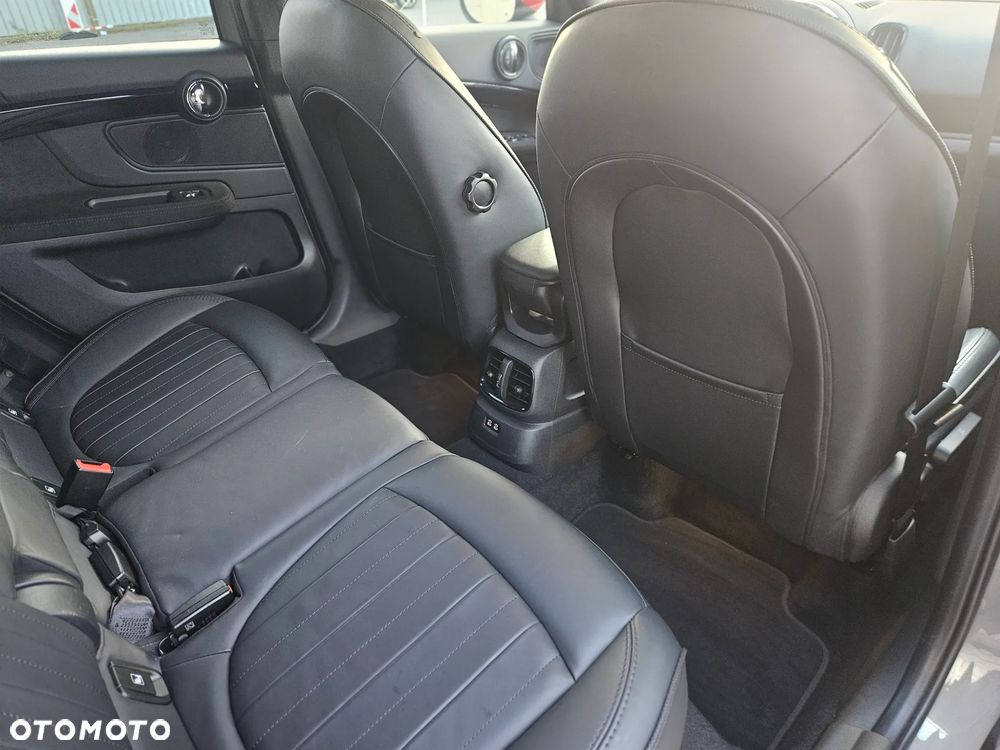 MINI Countryman - 25