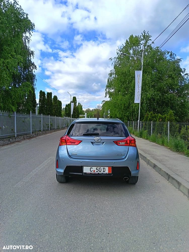 Toyota Auris 2.0 D-4D Edition - 5
