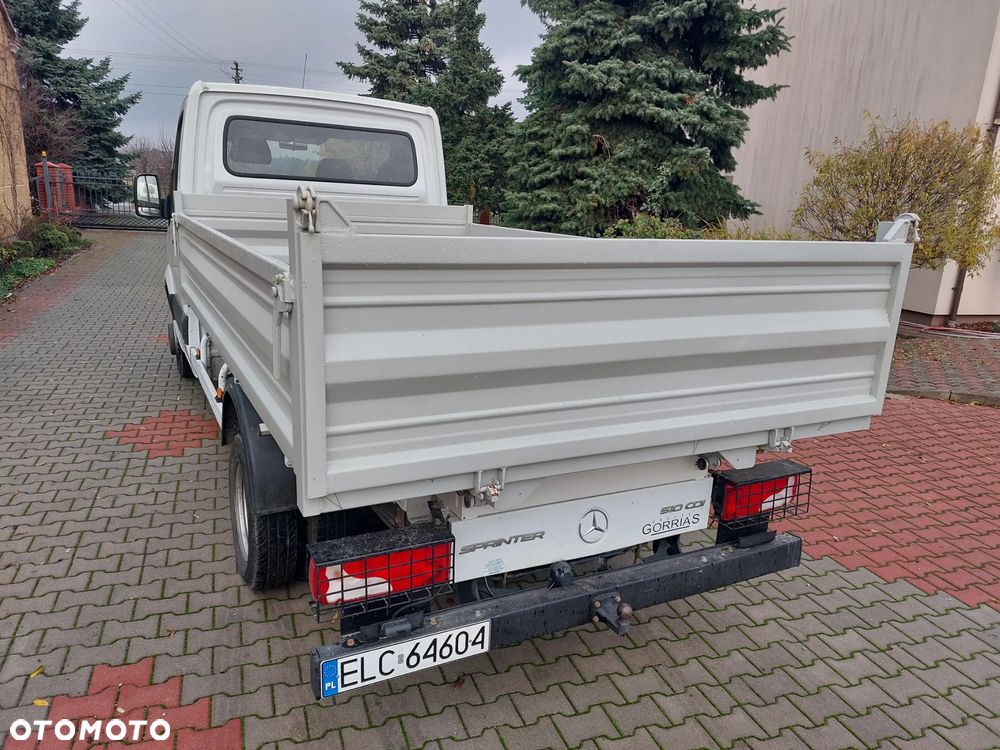 Mercedes-Benz Sprinter - 13