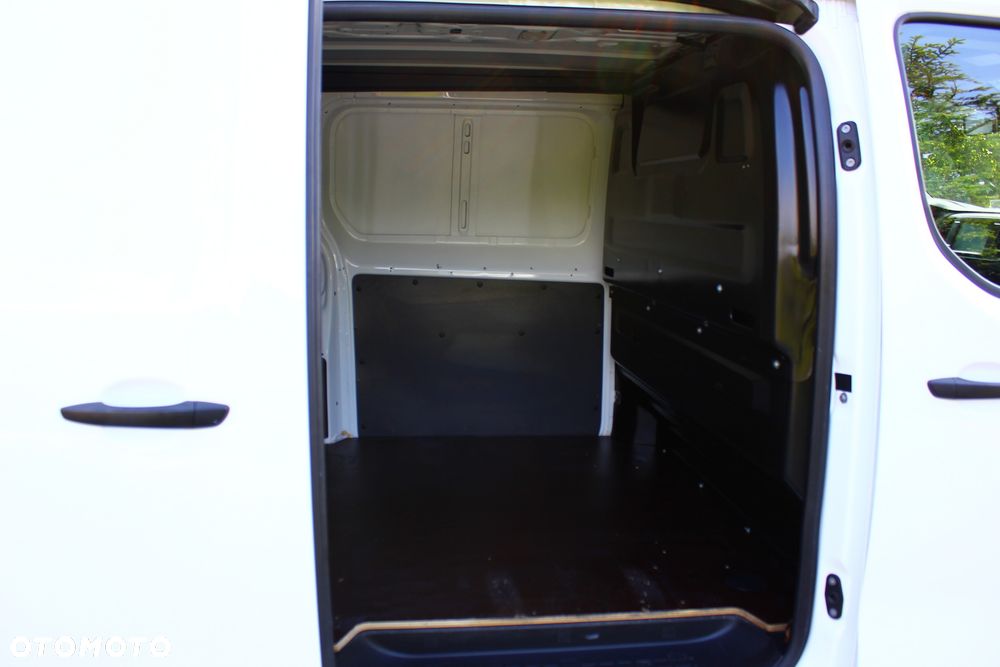 Opel VIVARO 2.0 CDTI LONG DŁUGI 3 OSOBOWY AUTOMAT 8 BIEGOWY NAVIGACJA KAMERA - 30