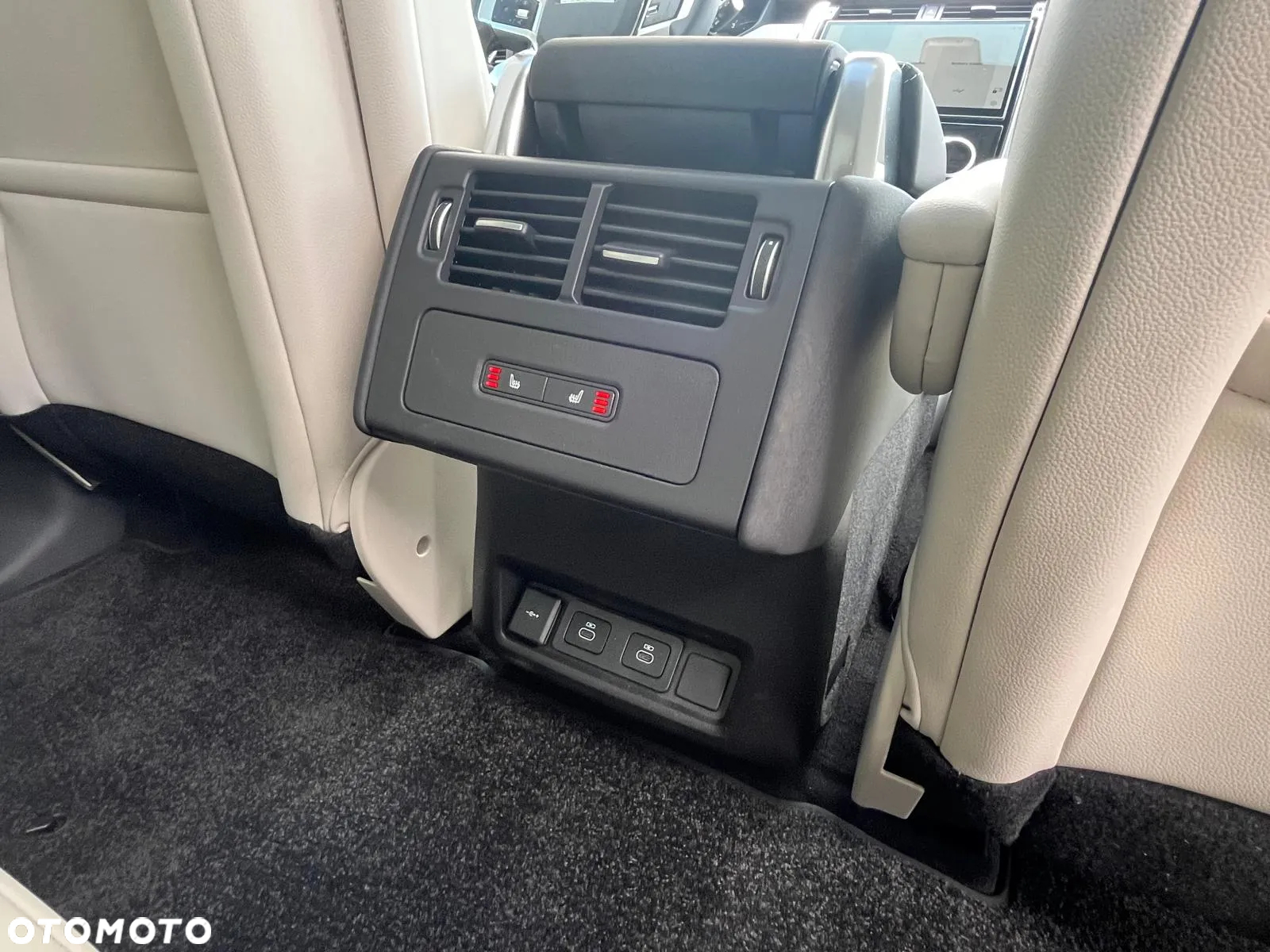 Land Rover Discovery - 10
