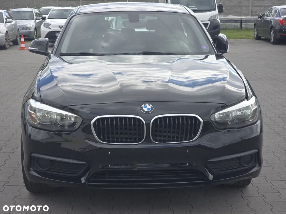 BMW Seria 1 116i - 11