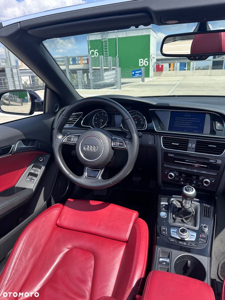 Audi A5 Cabrio - 12