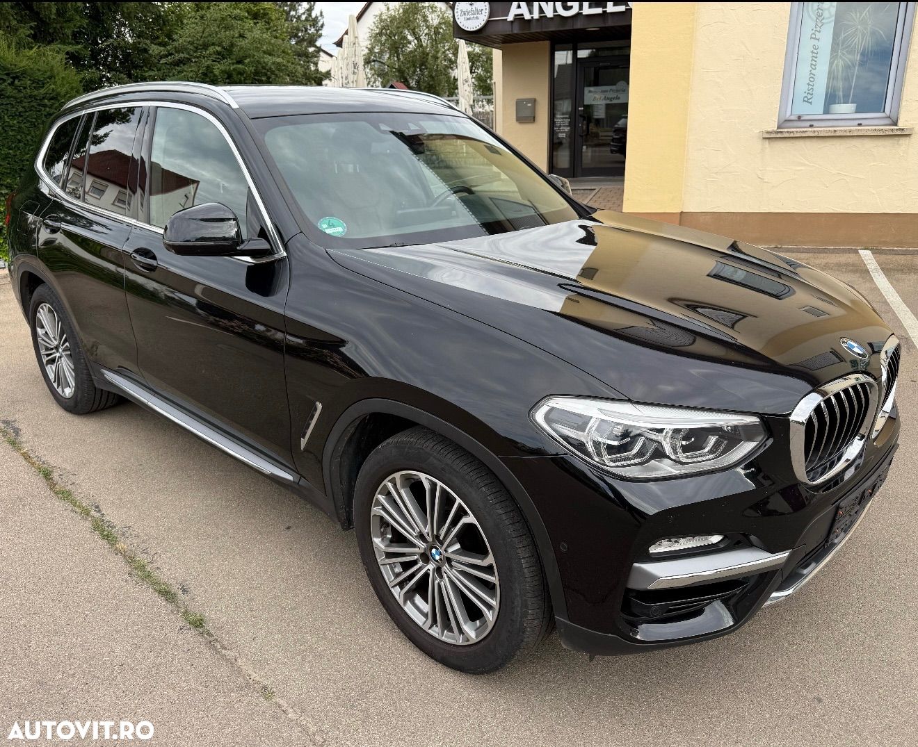 BMW X3 xDrive20i AT Luxury Line - 1