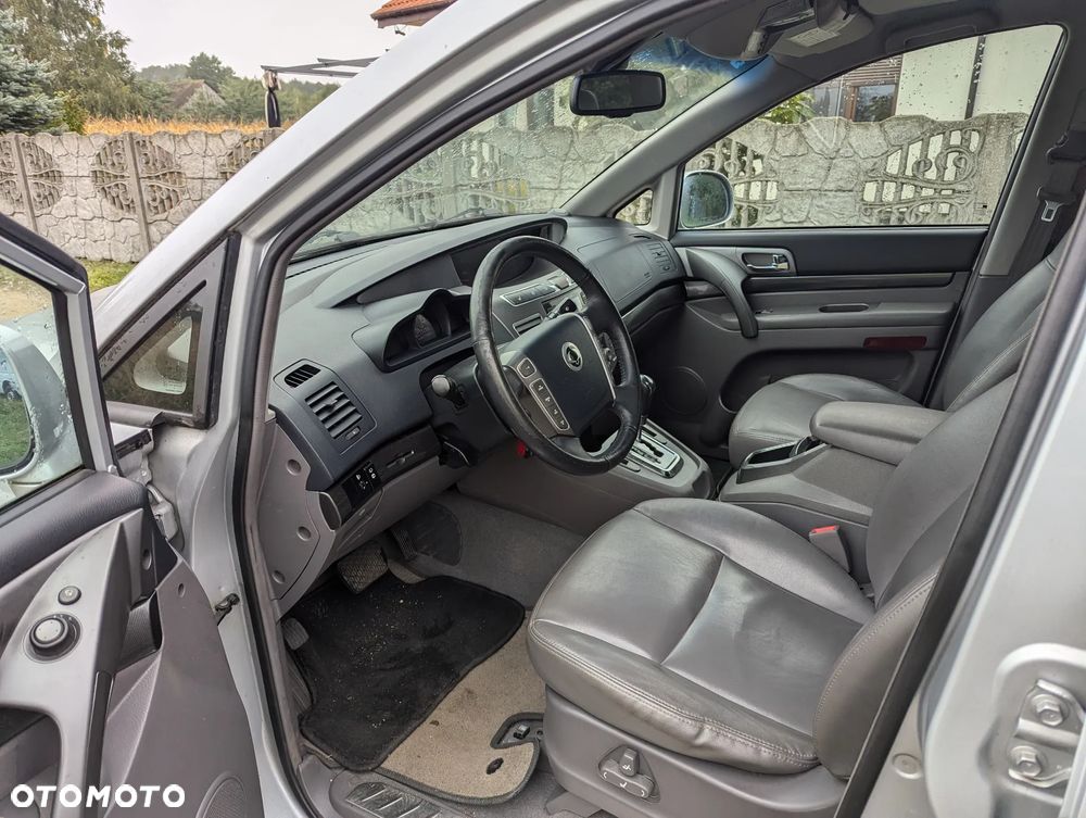 SsangYong/KGM Rodius 2.0 e-XDi200 Quartz - 8