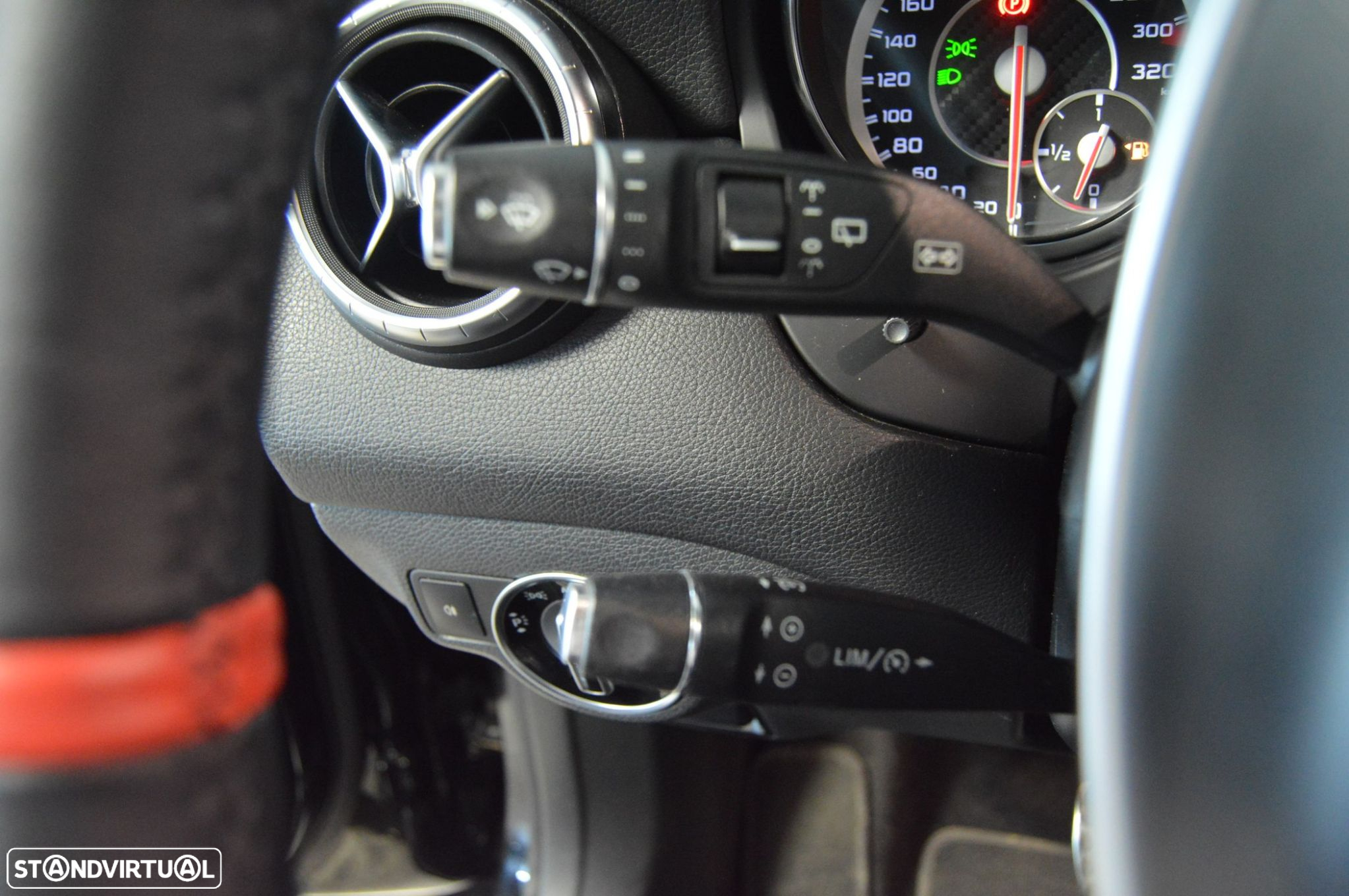 Mercedes-Benz CLA 45 AMG Shooting Brake 4-Matic - 53
