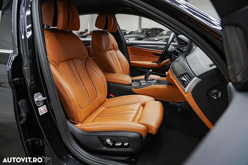 BMW Seria 5 520i Aut. M Sport Edition - 7