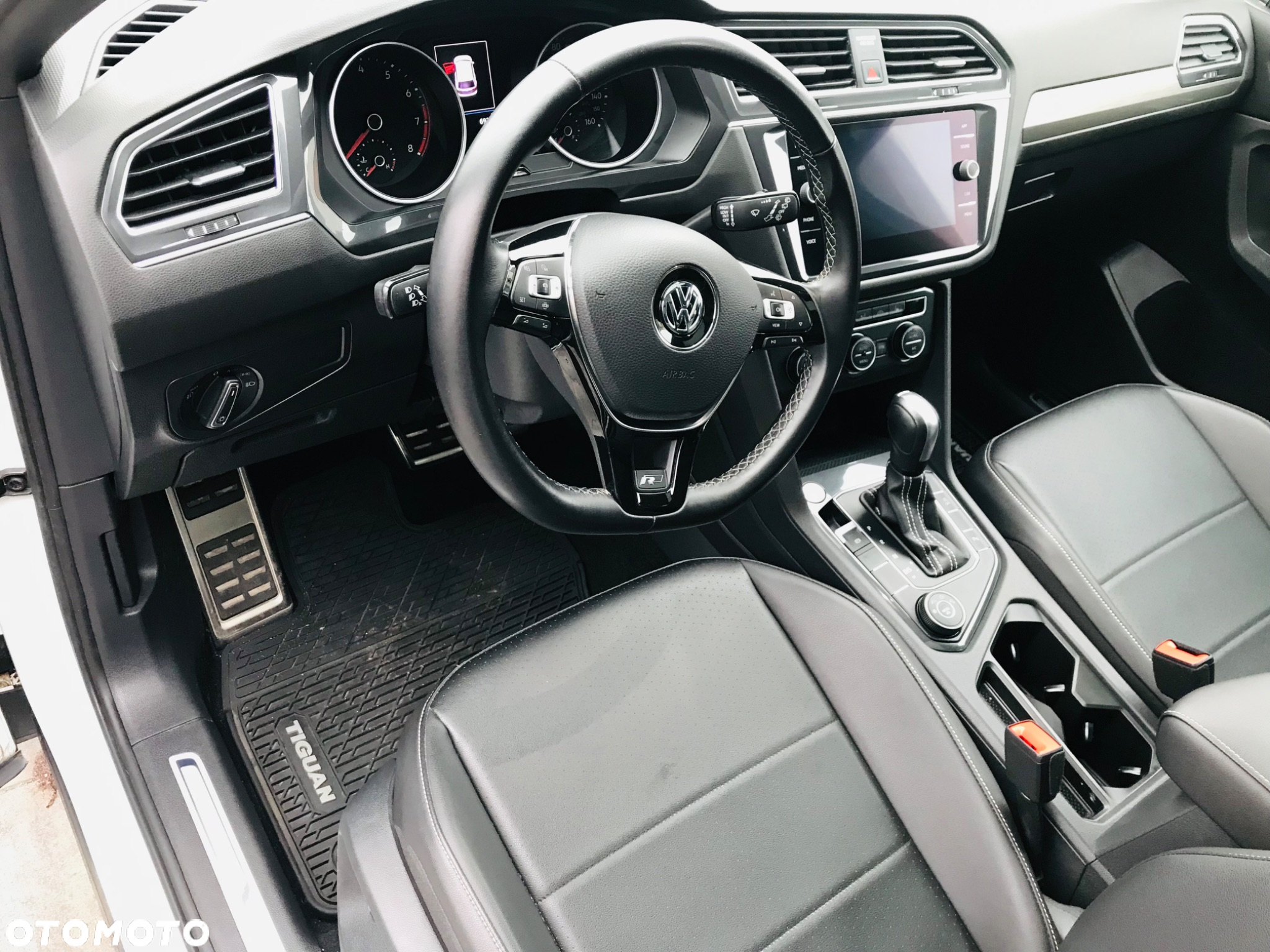 Volkswagen Tiguan Allspace 2.0 TSI 4Mot R-Line DSG - 17
