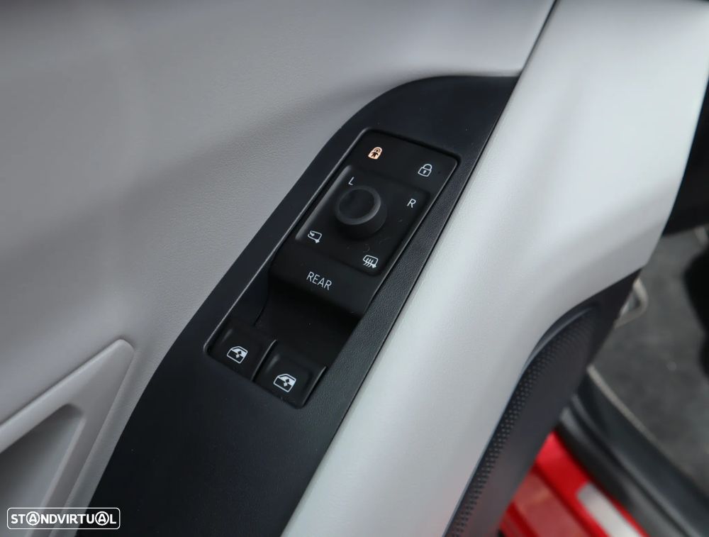 Ford Capri 79 kWh Premium AWD - 35