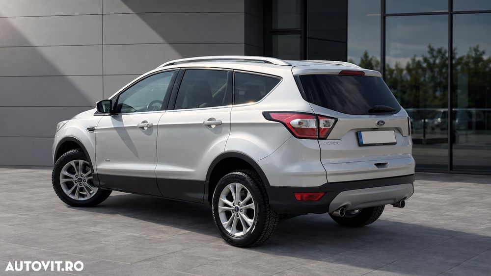 Ford Kuga 2.0 TDCi 4WD Titanium - 5