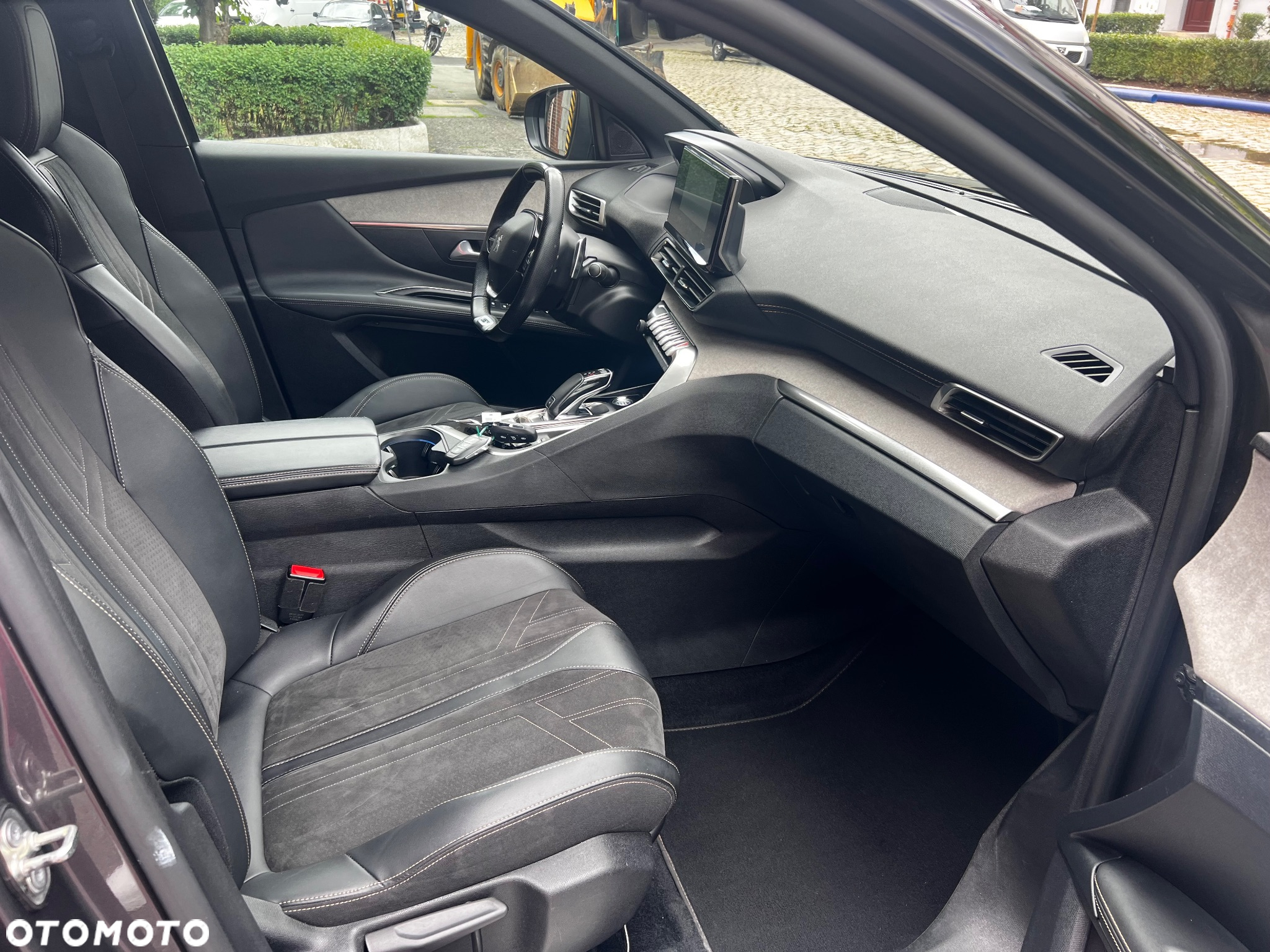 Peugeot 3008 BlueHDi 130 Stop & Start EAT8 GT - 9
