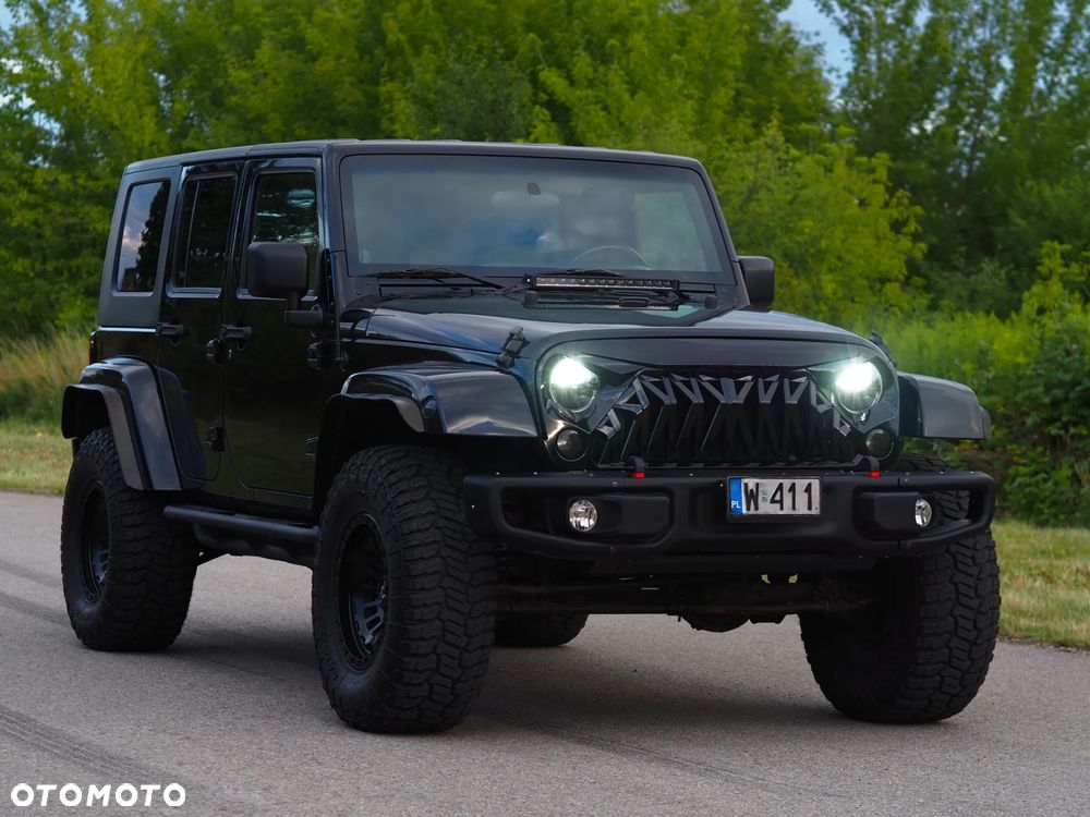 Jeep Wrangler Unlimited 3.8 Automatik Sahara - 4