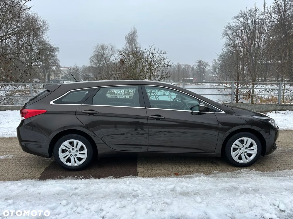 Hyundai i40 1.6 GDI Comfort + - 3
