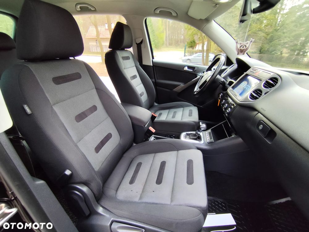Volkswagen Tiguan - 19