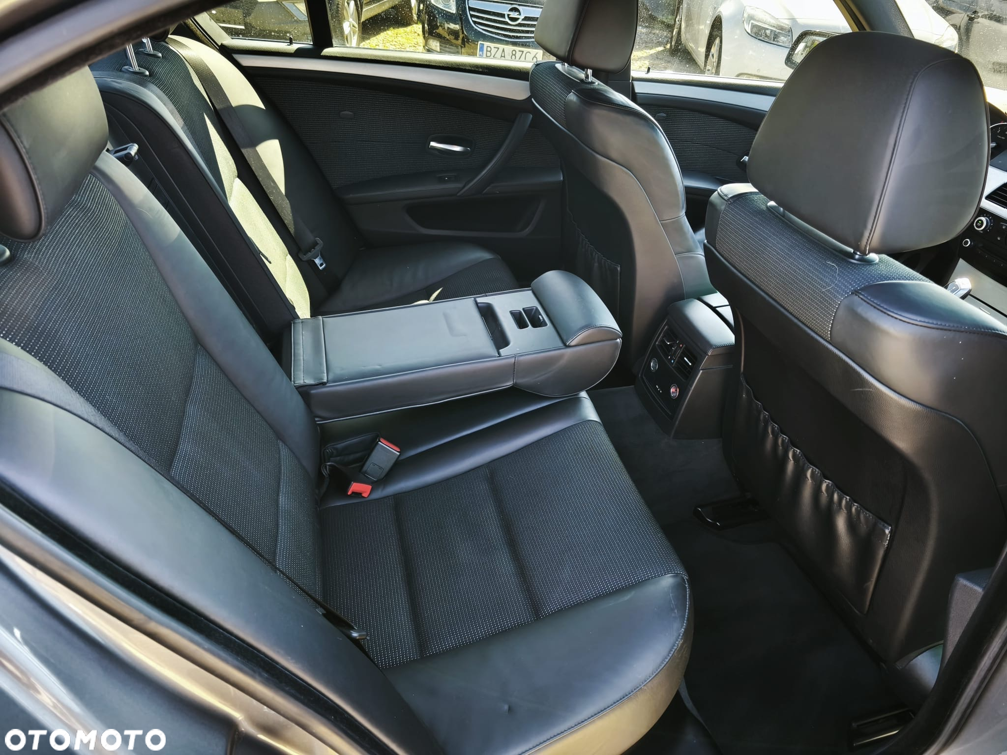 BMW Seria 5 530i xDrive Touring Edition Exclusive - 14