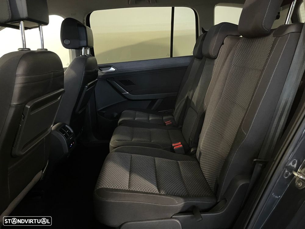 VW Touran 2.0 TDI Confortline - 14
