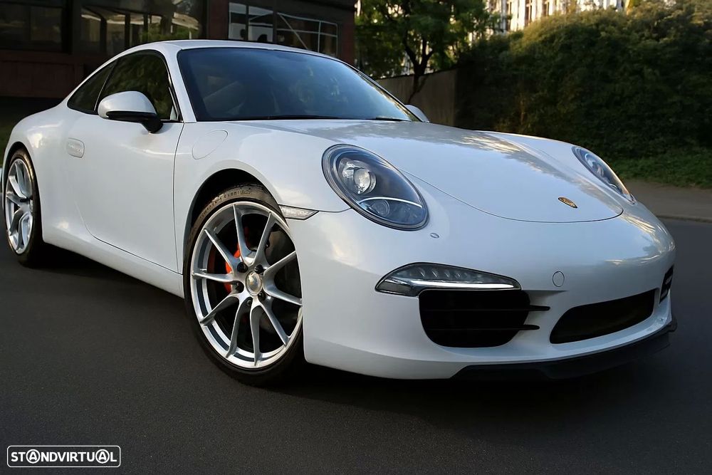 Porsche 911 Série F - 3