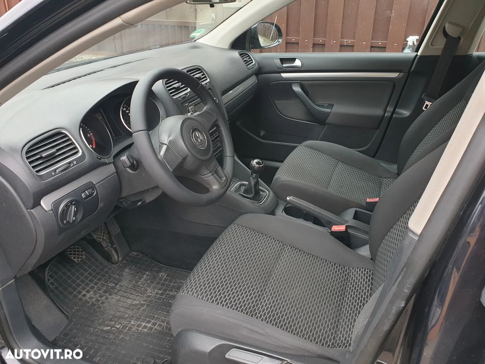 Volkswagen Golf 1.6 TDI DPF BlueMotion - 10