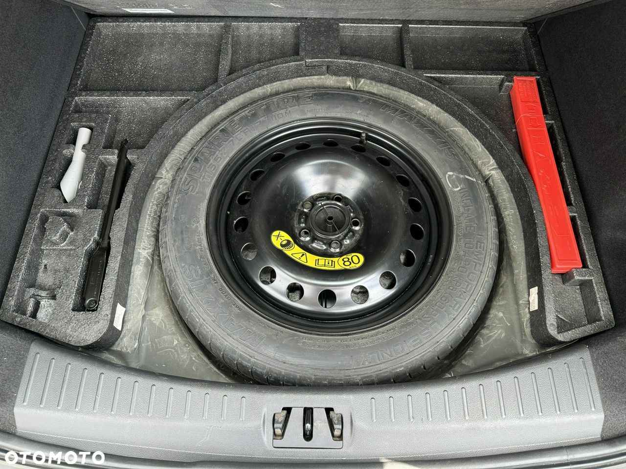 Ford Kuga - 25