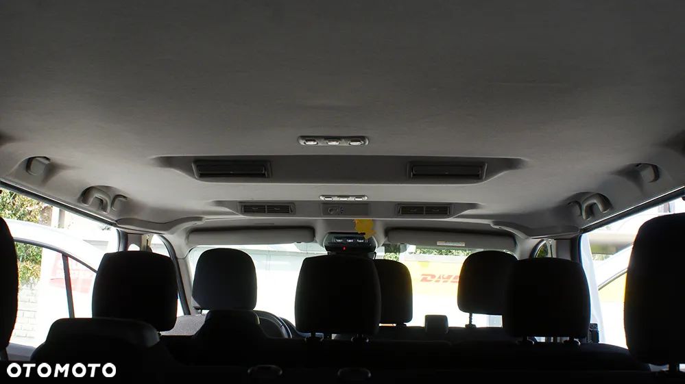 Renault Trafic SpaceClass 2.0 dCi Escapade EDC - 24