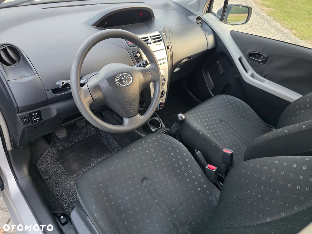 Toyota Yaris 1.4 D-4D S - 16