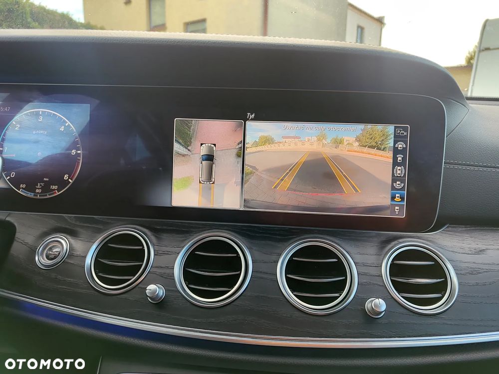 Mercedes-Benz Klasa E 300 d T 9G-TRONIC - 21