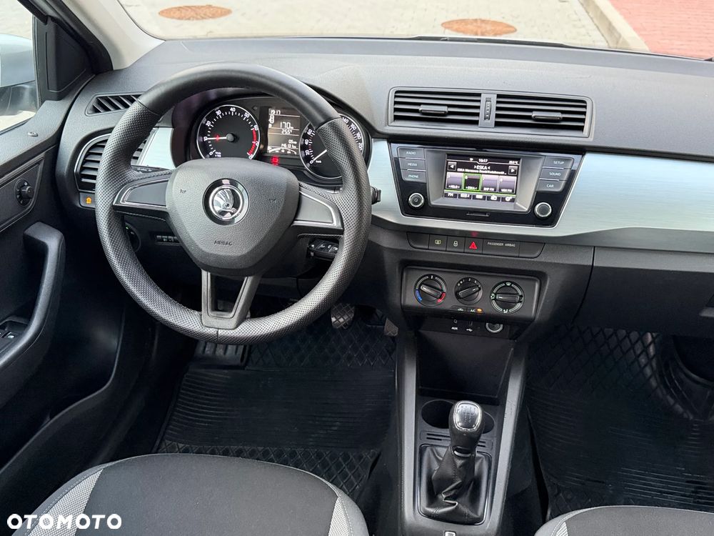 Skoda Fabia 1.0 TSI Active - 20