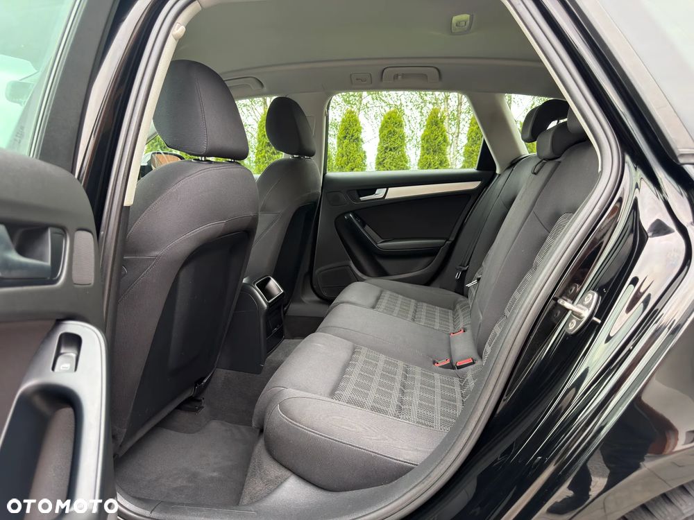 Audi A4 Avant 2.0 TFSI quattro Ambiente - 34